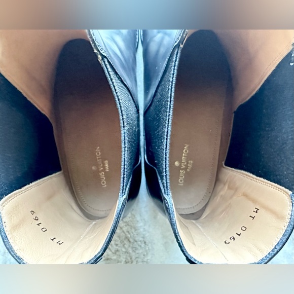 LOUIS VUITTON VENDOME CHELSEA BOOTS  Black Leather LV 12 / US 13 / 46 EU $1800 - Picture 9 of 13